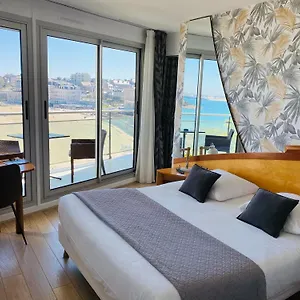 Le Crystal 3* Dinard