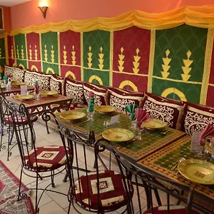 Hotel L'acilya, Roussillon (Isere)