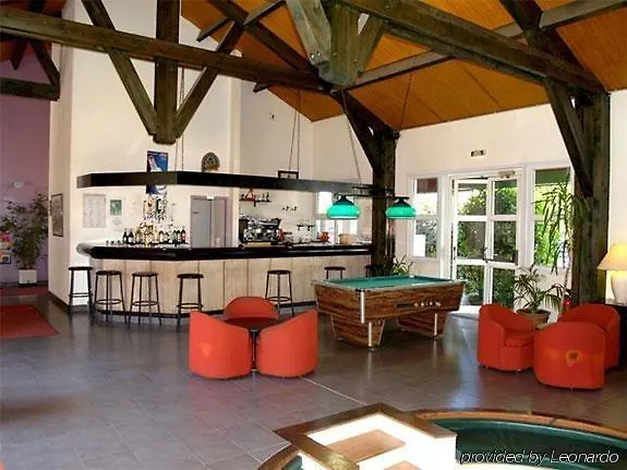 **  Brit Hotel Lyon Nord Dardilly Francja